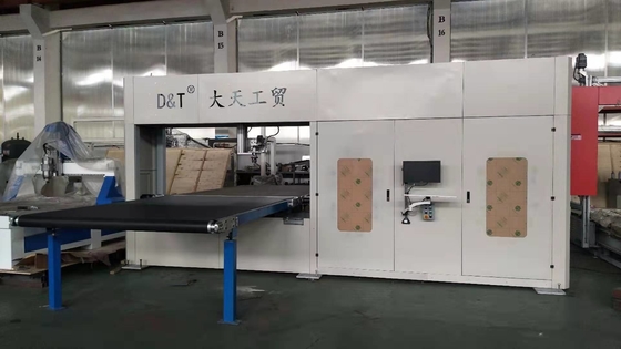 Mesin Pemotong Spons Vertikal Dengan Pisau Bergulir DTC-R2012V 5kw