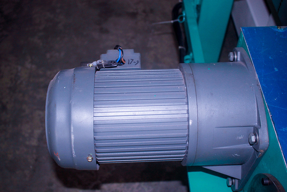 Mesin Pemotong Spons Busa PU Vertikal Manual DTLQ-4LB D&T