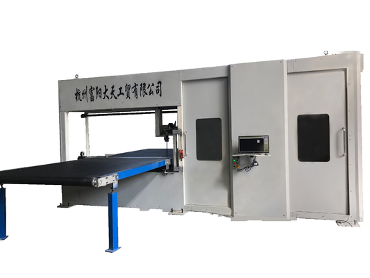 D&T Vertical Type Revolving Contour Cutter PU Rigid Foam Kecepatan Tinggi