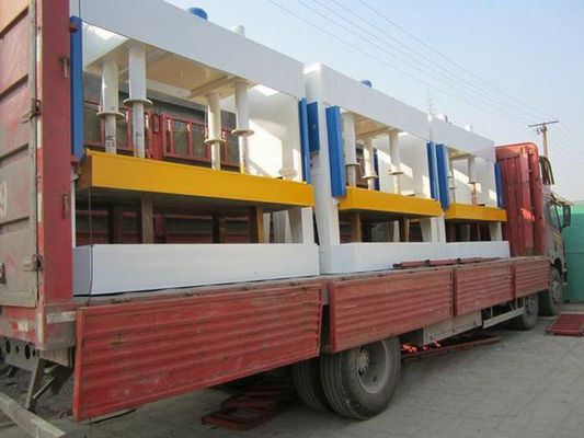 China Hidrolik Mesin Cold Pressing Untuk Pintu Kayu Membuat 50 Ton 1250 * 1500mm