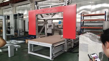 Mesin Pemotong Kontur Busa Horisontal Eva Presisi Tinggi Mempercepat Hingga 10 M / Min