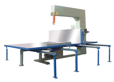 D & T PU Mesin Pemotong Busa Vertikal Polystyrene Cnc Sponge Mesin Pemotong Dengan CE