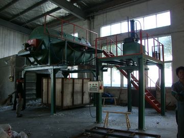 Tinggi Precison Berbusa Dewan Line Produksi Sponge Membuat Mesin Hydraulic Pressure 40R / min