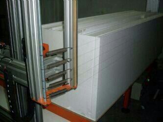 Hot Sale EPS Otomatis Hot Wire CNC Foam Cutter dengan Insinyur Tersedia untuk Memperbaiki Di Luar Negeri